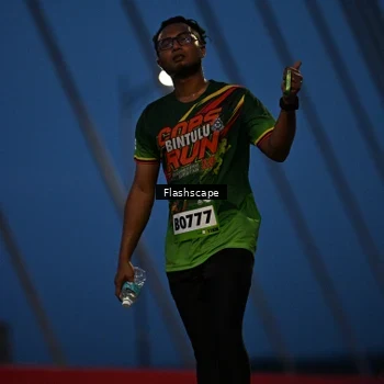 Runner Photo 9241131