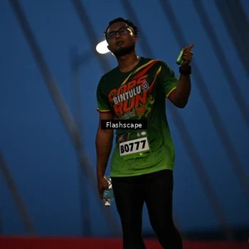 Runner Photo 9241137