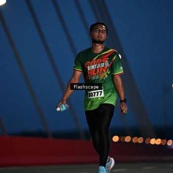 Runner Photo 9241147