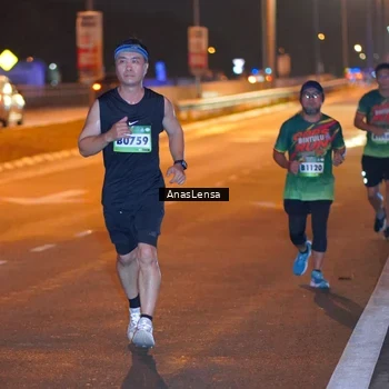 Runner Photo 9241175