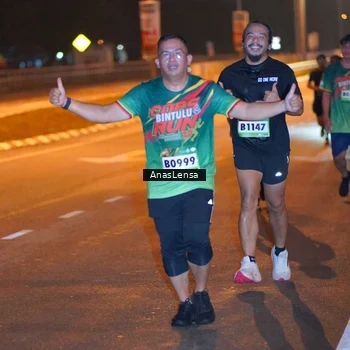 Runner Photo 9241658