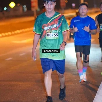 Runner Photo 9241786