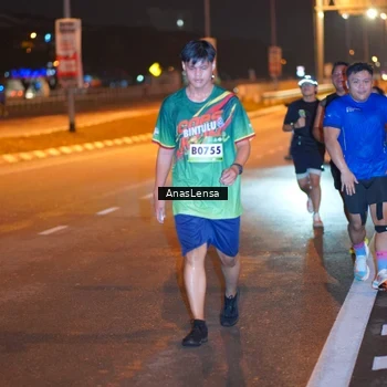 Runner Photo 9241813