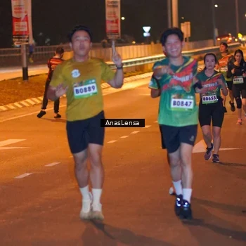 Runner Photo 9241932
