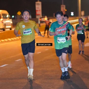 Runner Photo 9241997