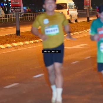 Runner Photo 9242038
