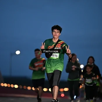 Runner Photo 9242043