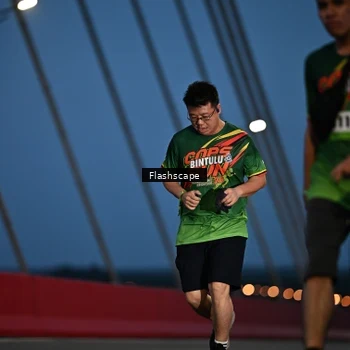 Runner Photo 9242047