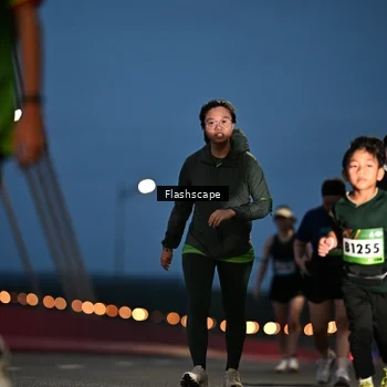 Runner Photo 9242059
