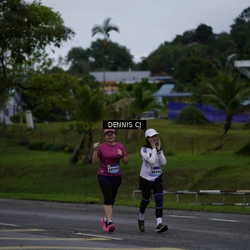 Runner Photo 9242112