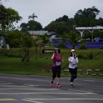Runner Photo 9242126