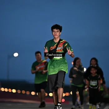 Runner Photo 9242208