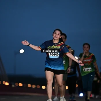 Runner Photo 9242235
