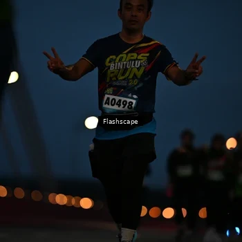Runner Photo 9242406