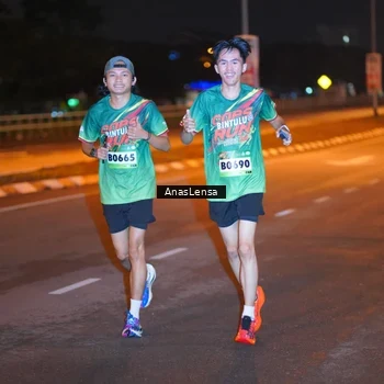 Runner Photo 9242412