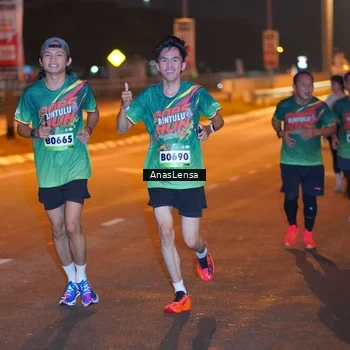 Runner Photo 9242413