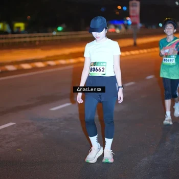 Runner Photo 9242551