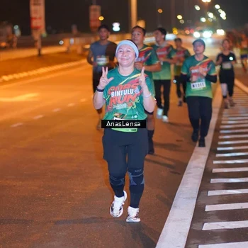 Runner Photo 9242977