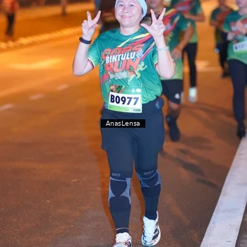 Runner Photo 9243012