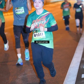 Runner Photo 9243020