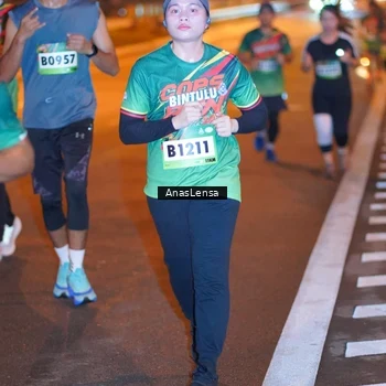 Runner Photo 9243024