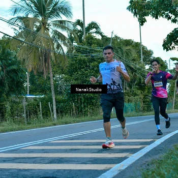 Runner Photo 9243066