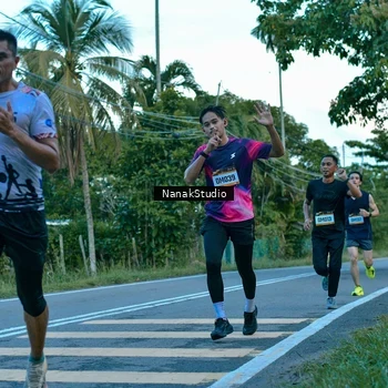 Runner Photo 9243081