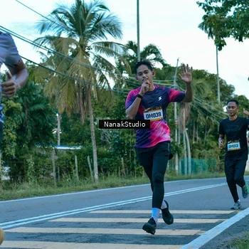 Runner Photo 9243108