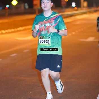 Runner Photo 9243235