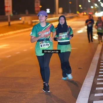 Runner Photo 9243261