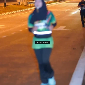 Runner Photo 9243262