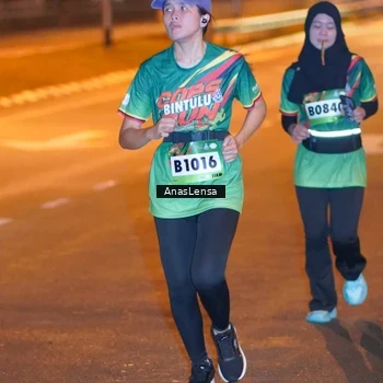 Runner Photo 9243274