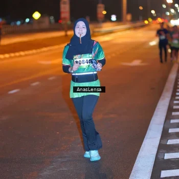 Runner Photo 9243302