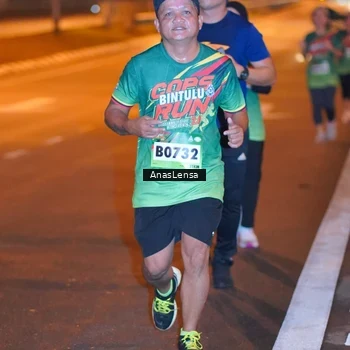 Runner Photo 9243305