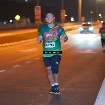 Runner Photo 9243894