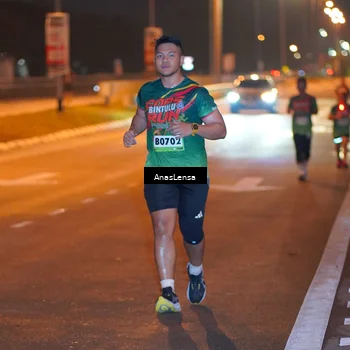 Runner Photo 9243900