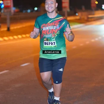 Runner Photo 9243910