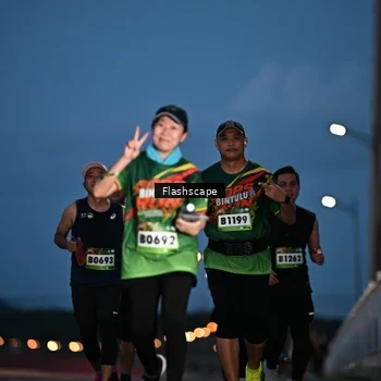 Runner Photo 9243944