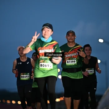 Runner Photo 9243946