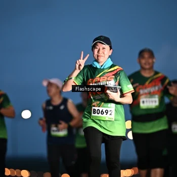 Runner Photo 9243957
