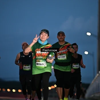 Runner Photo 9243960