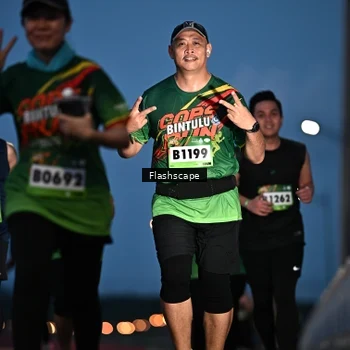 Runner Photo 9243998