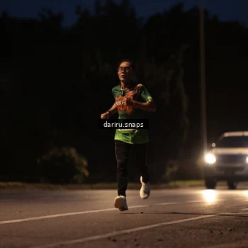 Runner Photo 9244030