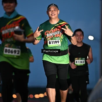 Runner Photo 9244070