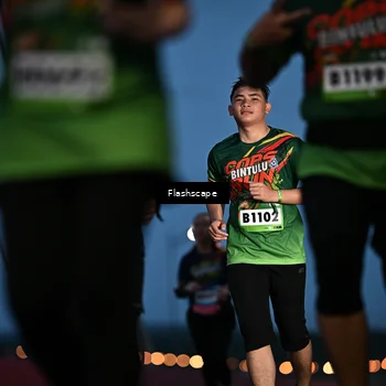 Runner Photo 9244102