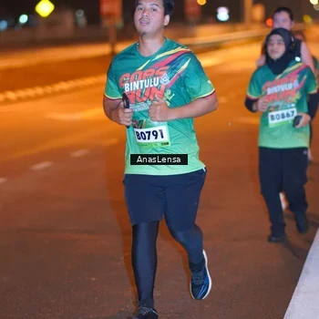 Runner Photo 9244139