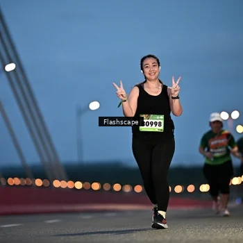 Runner Photo 9244262
