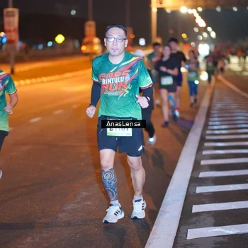 Runner Photo 9244296