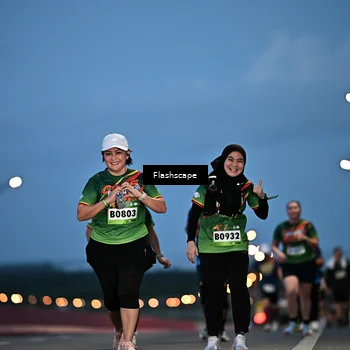 Runner Photo 9244318