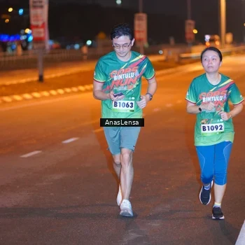 Runner Photo 9244354